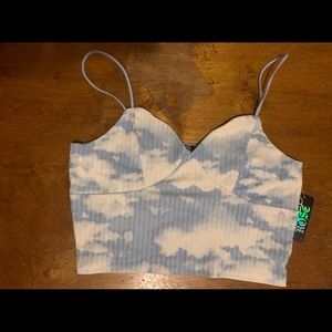 NWT blue and white cloud colored crop top